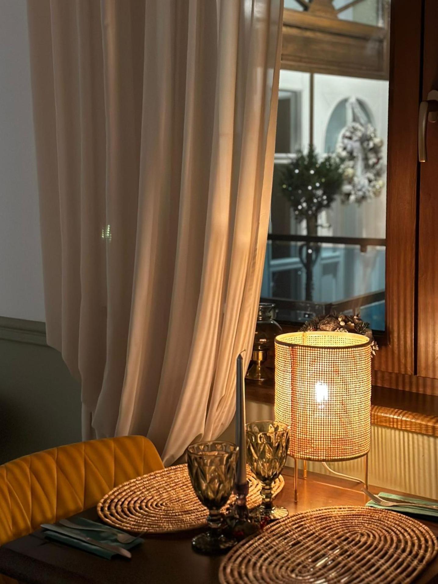 La Fontaine Hotel Hunedoara Luaran gambar