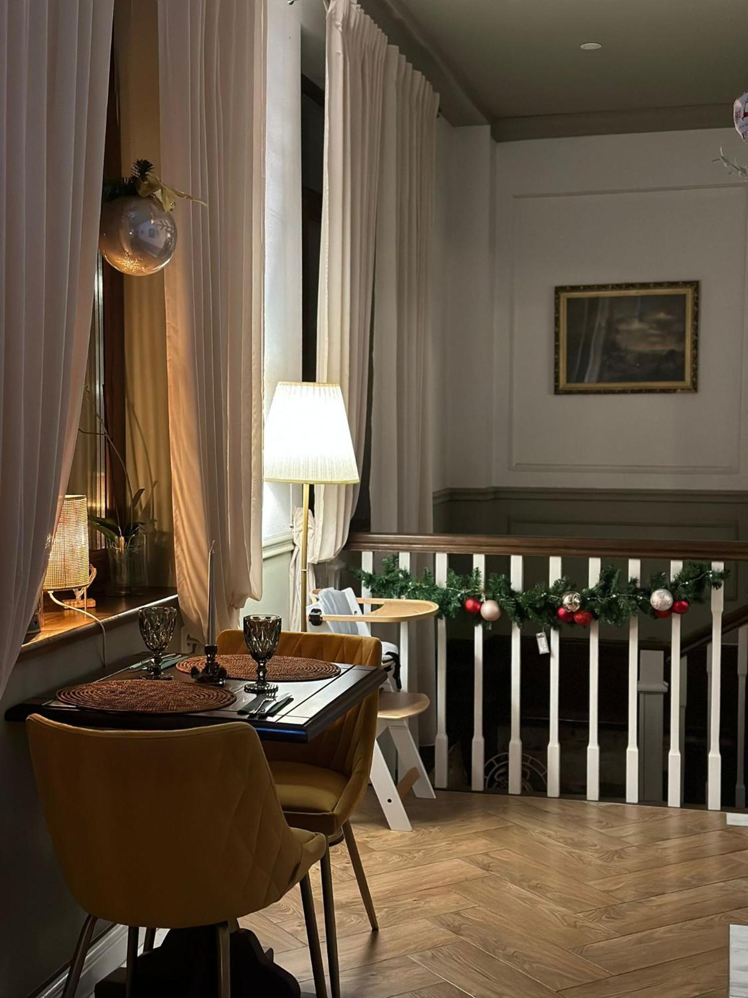 La Fontaine Hotel Hunedoara Luaran gambar